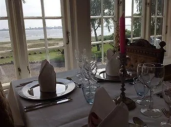 Aarøsund Hotel 4*